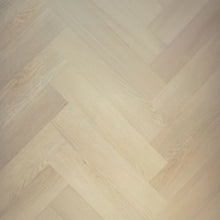 Ohra-vinyylilattia kalanruotokuviolla